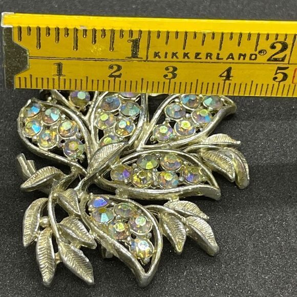 Brilliant vintage mid century floral spray pin - Picture 5 of 5